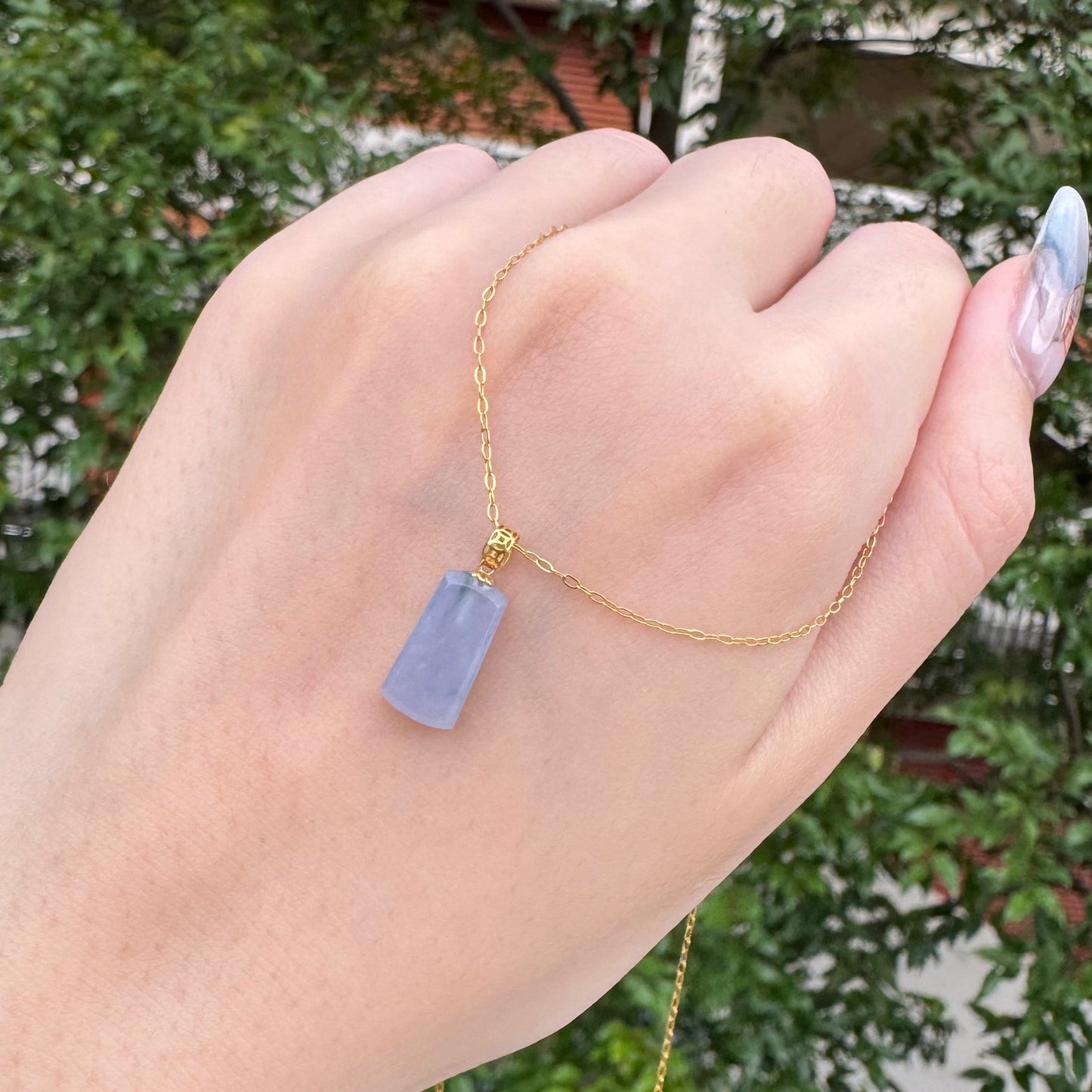 18k Dainty Lavender Jadeite Pendant