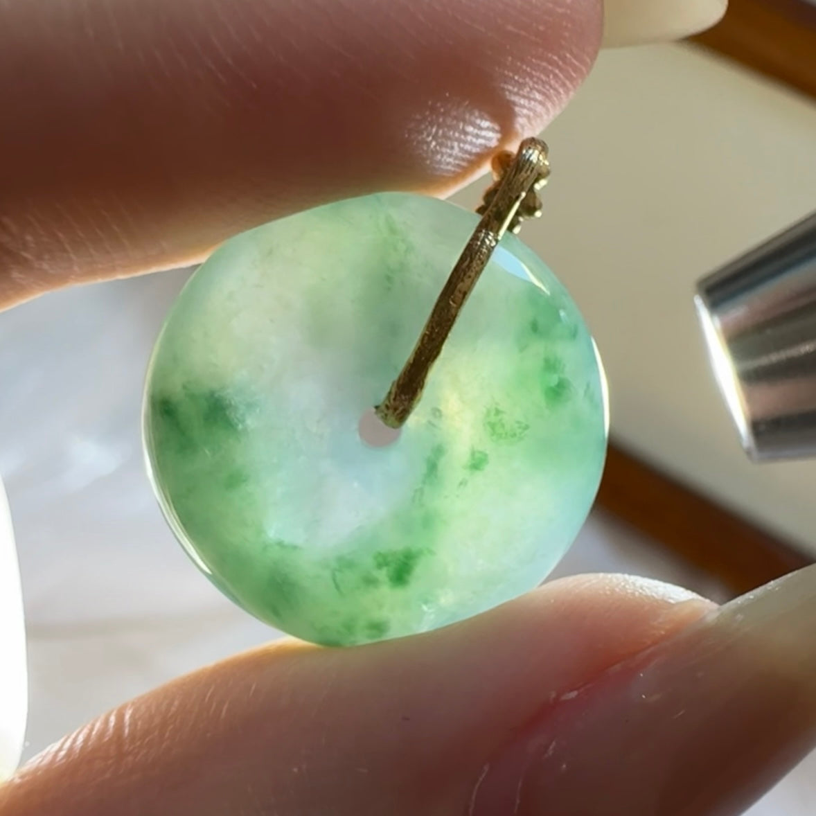 18k Sakura Jadeite Pendant