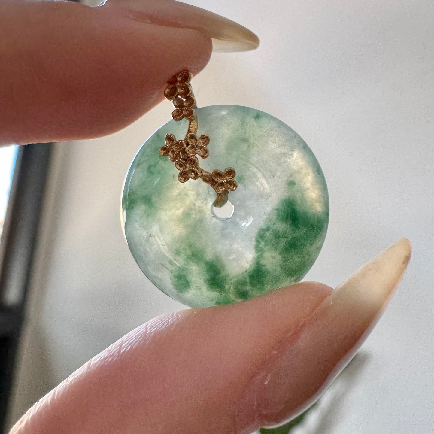 18k Sakura Jadeite Pendant