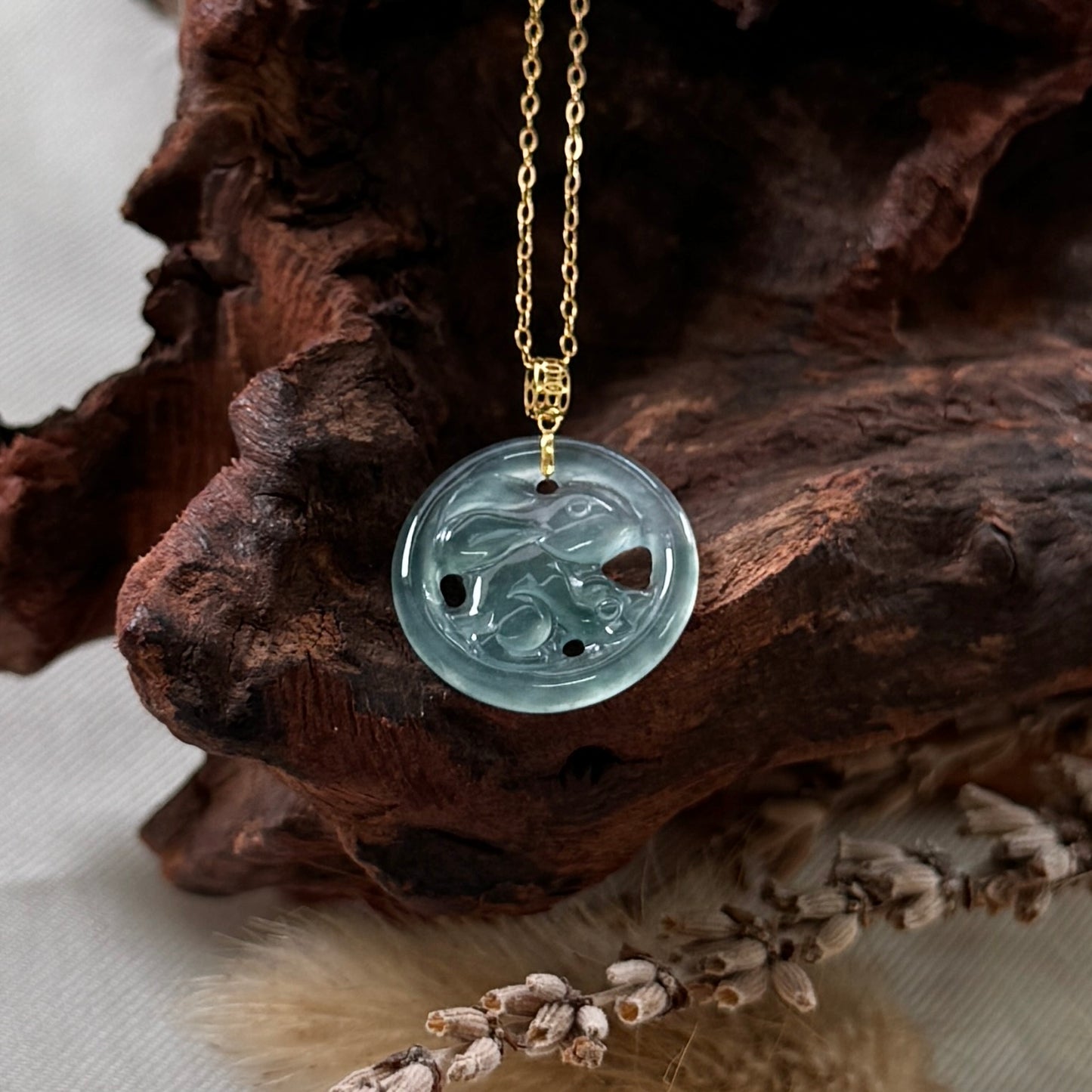 18k Bunny Jadeite Pendant