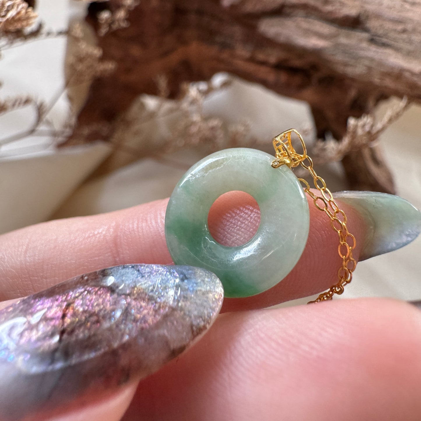 18k Gold Jadeite Bagel Pendant