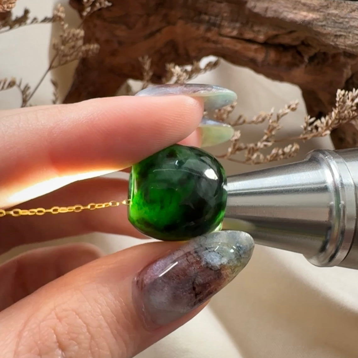 Sen Jadeite Barrel Necklace