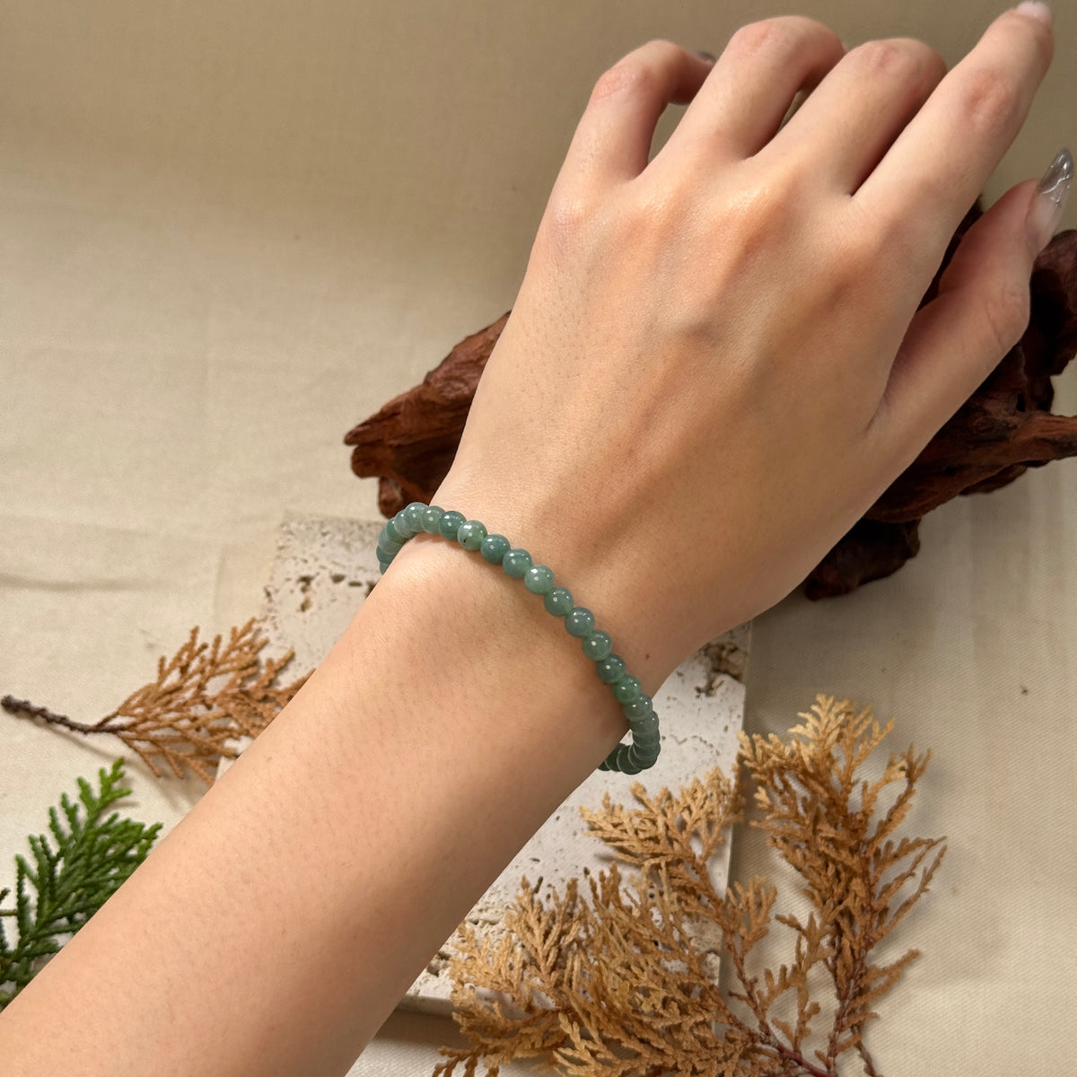 AUTUMN | Teal Jadeite Beaded Bracelet