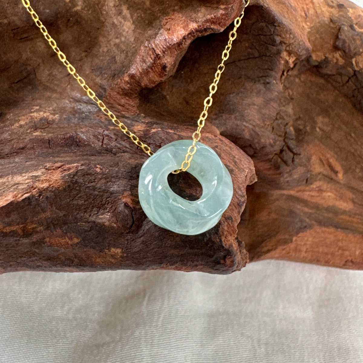 ĀN | Twisty Jadeite Doughnut Necklace (Green)