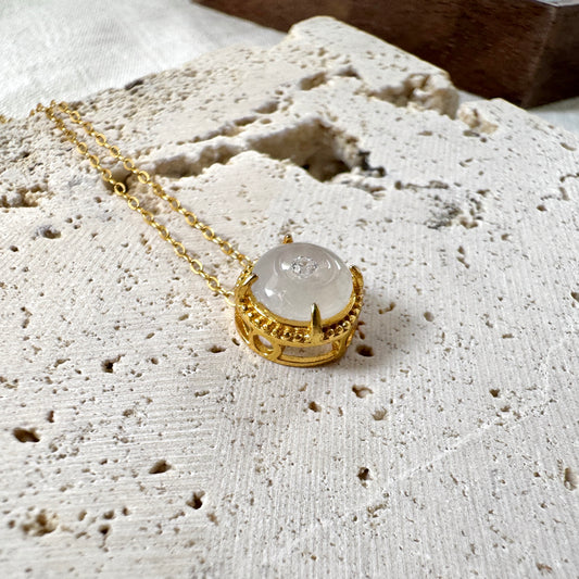 STAPLE | Petite Jadeite Doughnut Necklace (White)