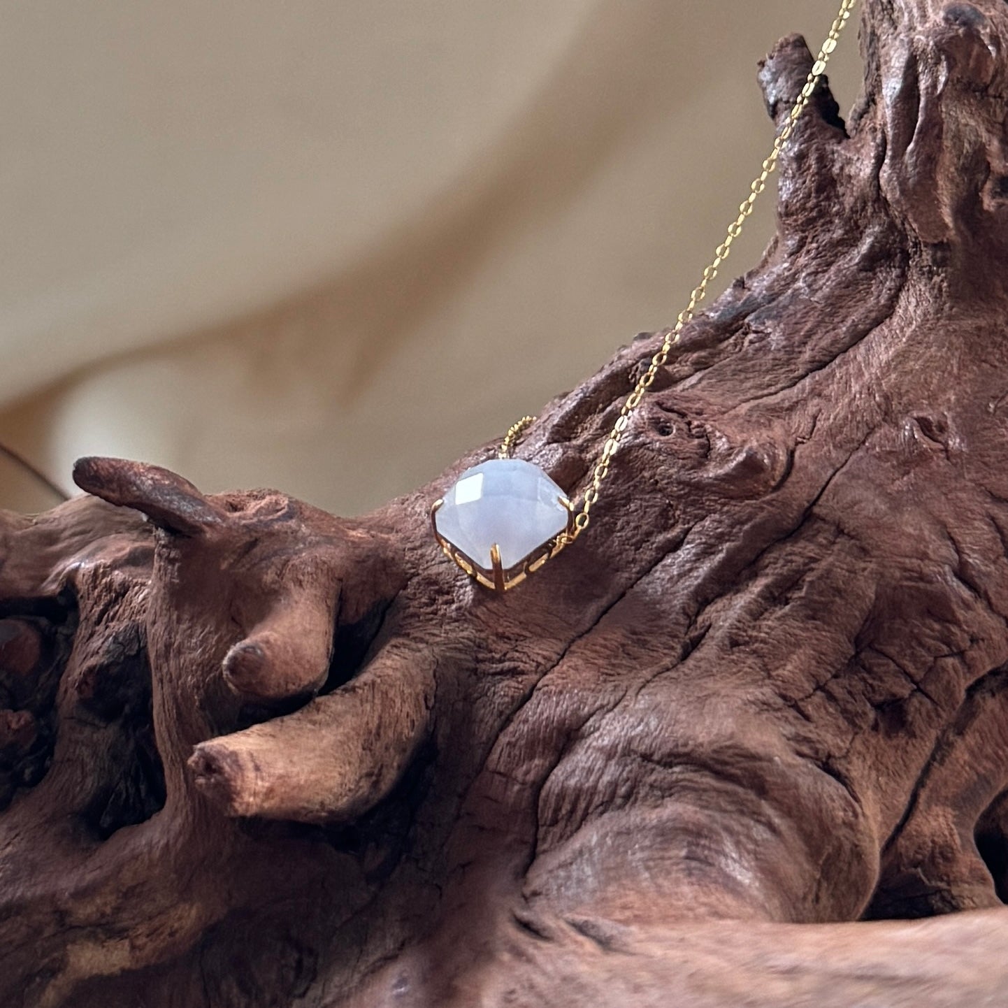 18k Prisma Jadeite Pendant