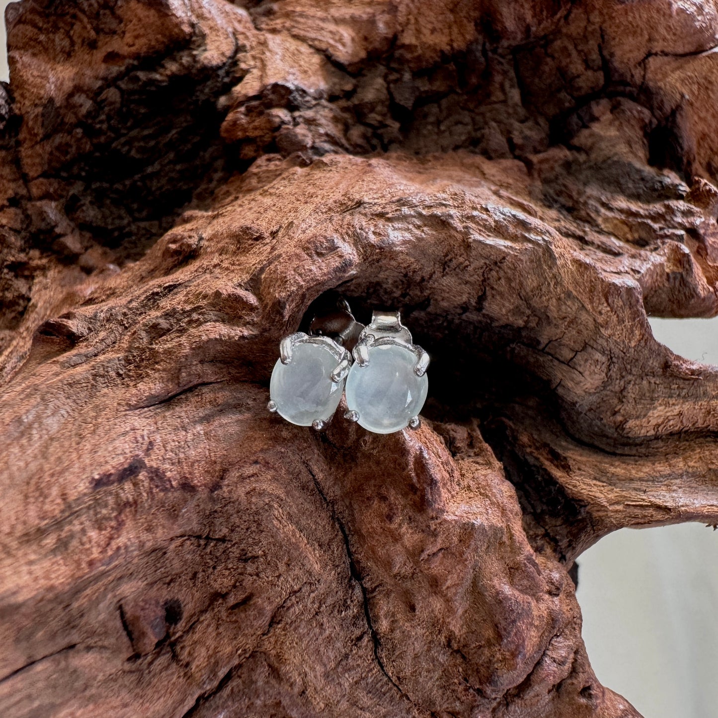 BLANC | Basic Jadeite Earstuds