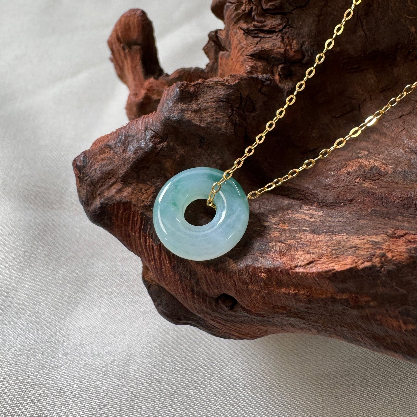 PIAOHUA | Bagel Jadeite Necklace 02
