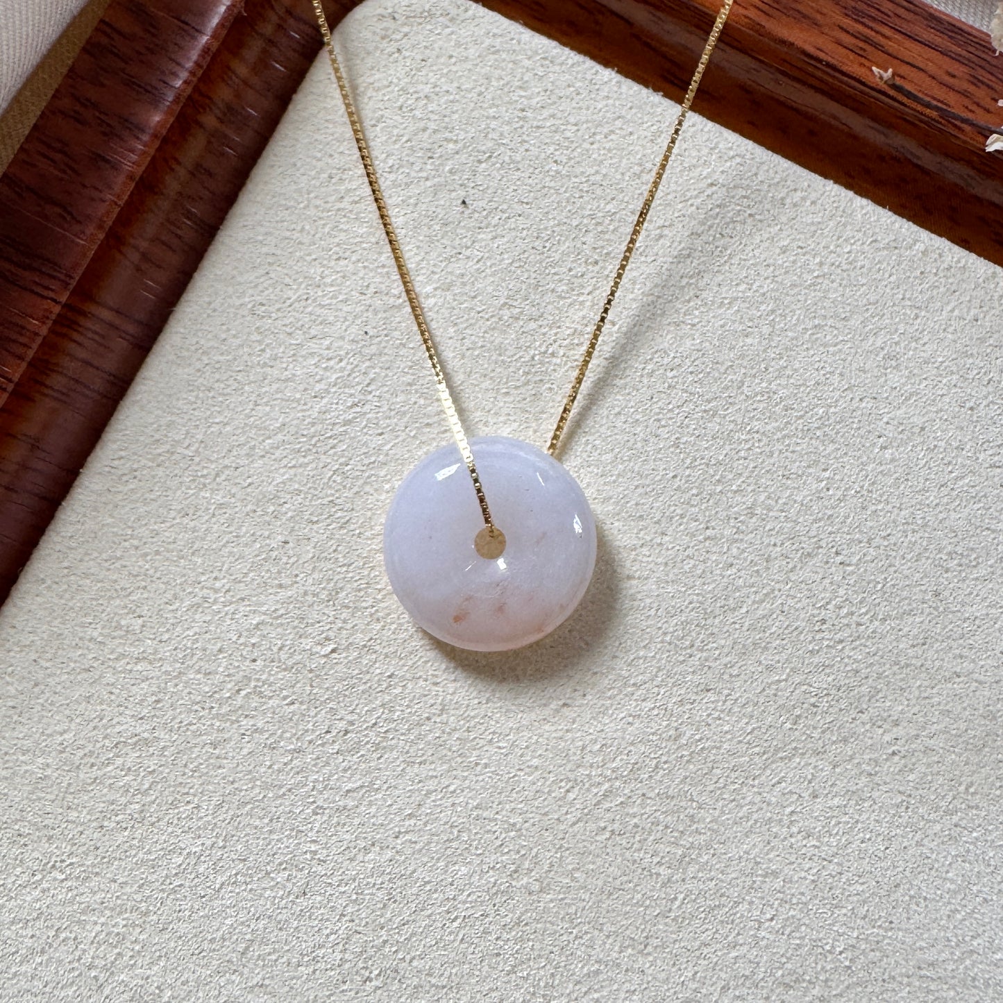 Orea Jadeite Doughnut Necklace