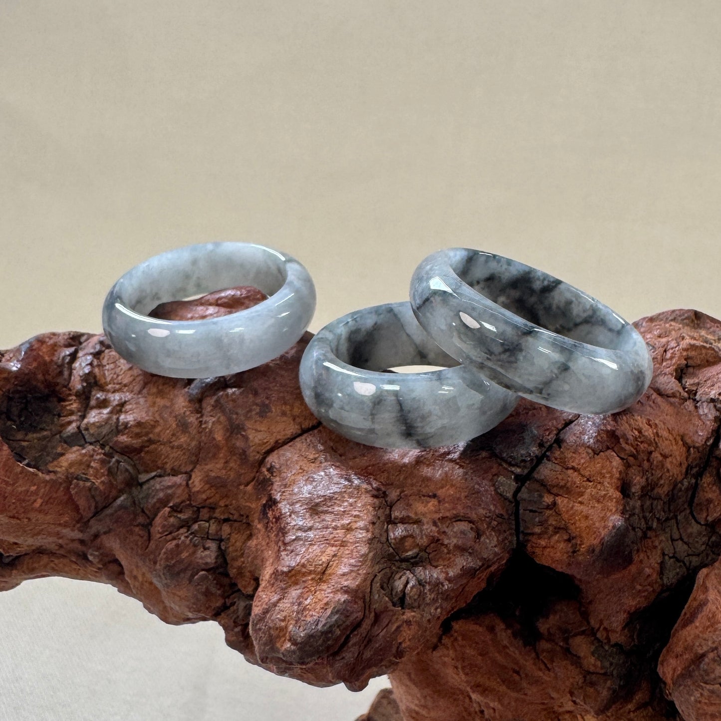 MÒ | Grey Jadeite Ring