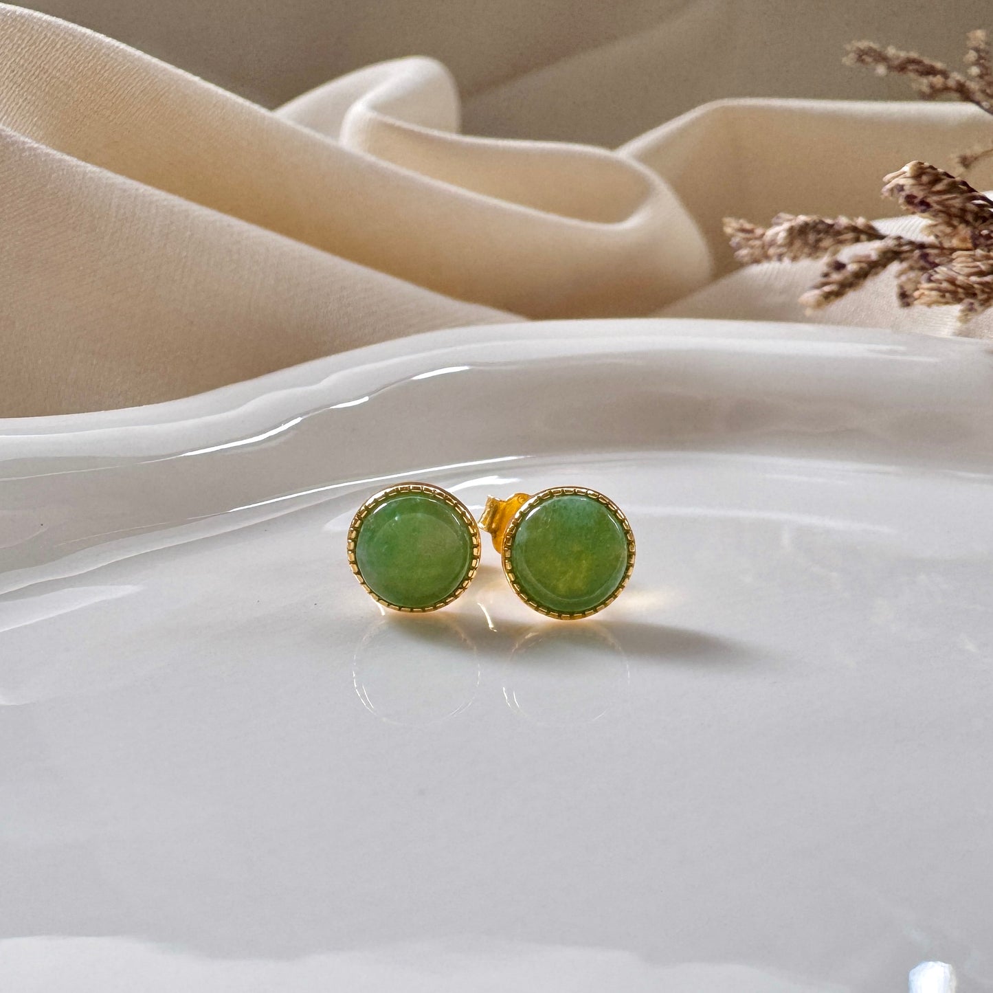 Caelis Jadeite Earstuds