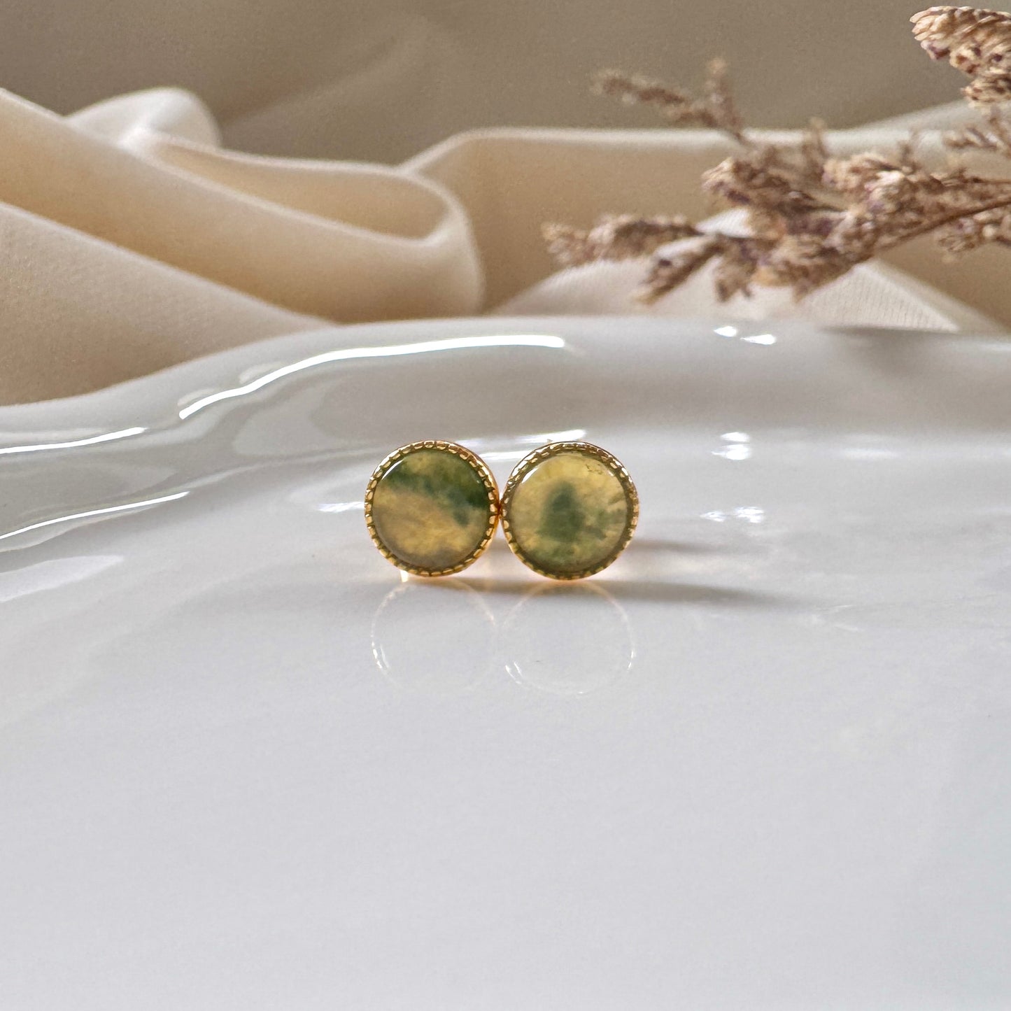 Caelis Jadeite Earstuds