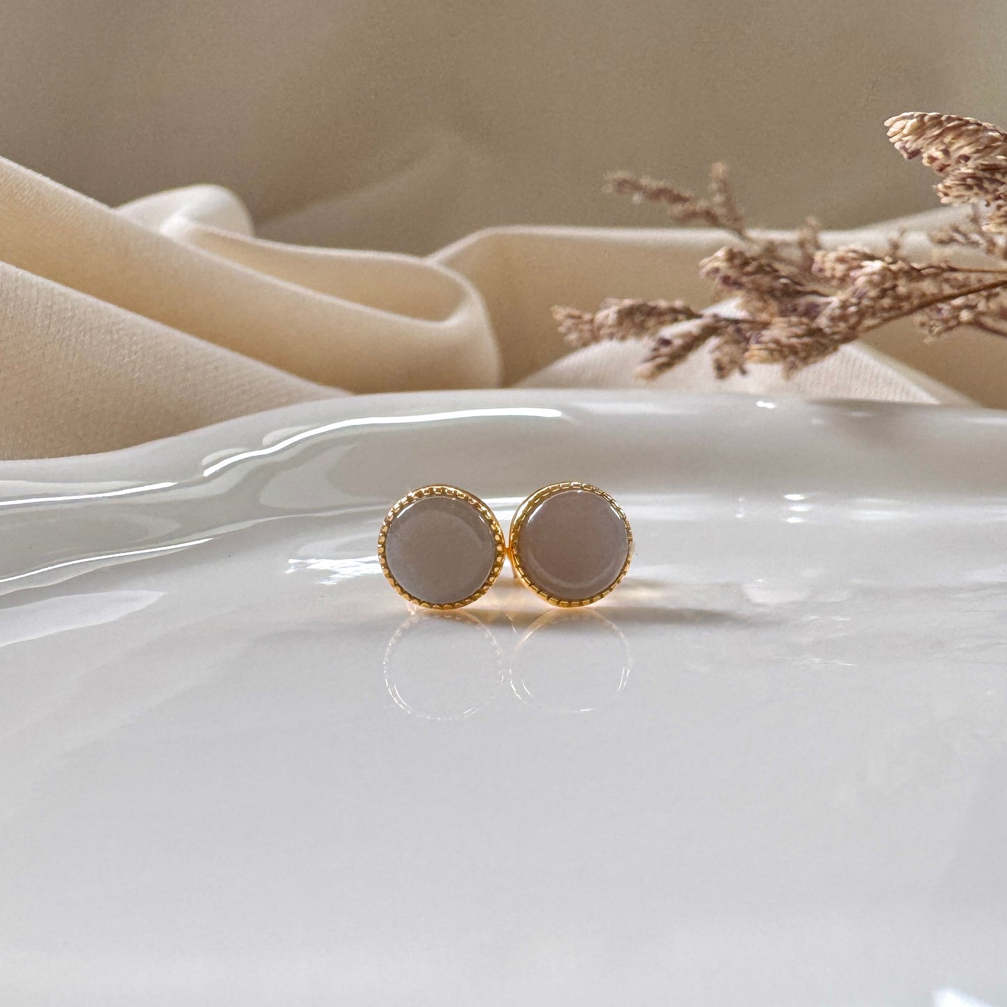Caelis Jadeite Earstuds