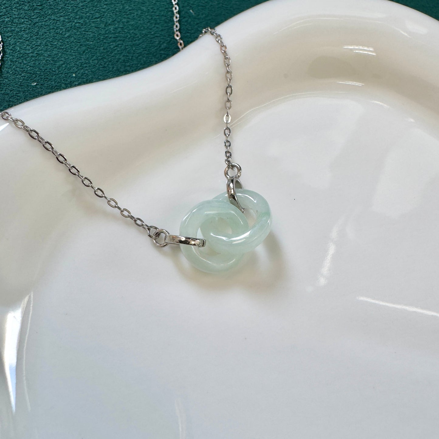 FOR HER | Interlocked Jadeite Necklace