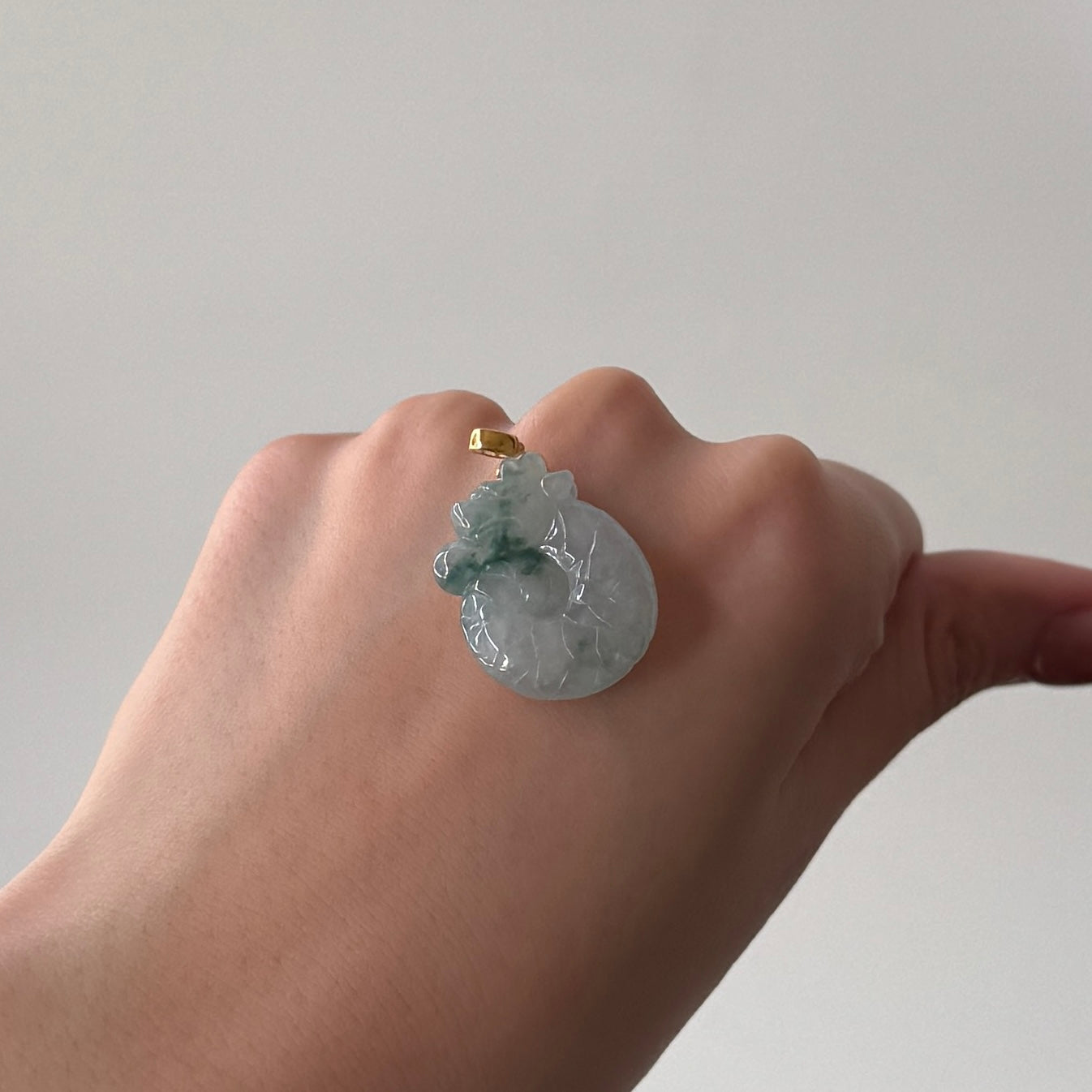 18k Gold Dragon Jadeite Pendant (Piaohua)