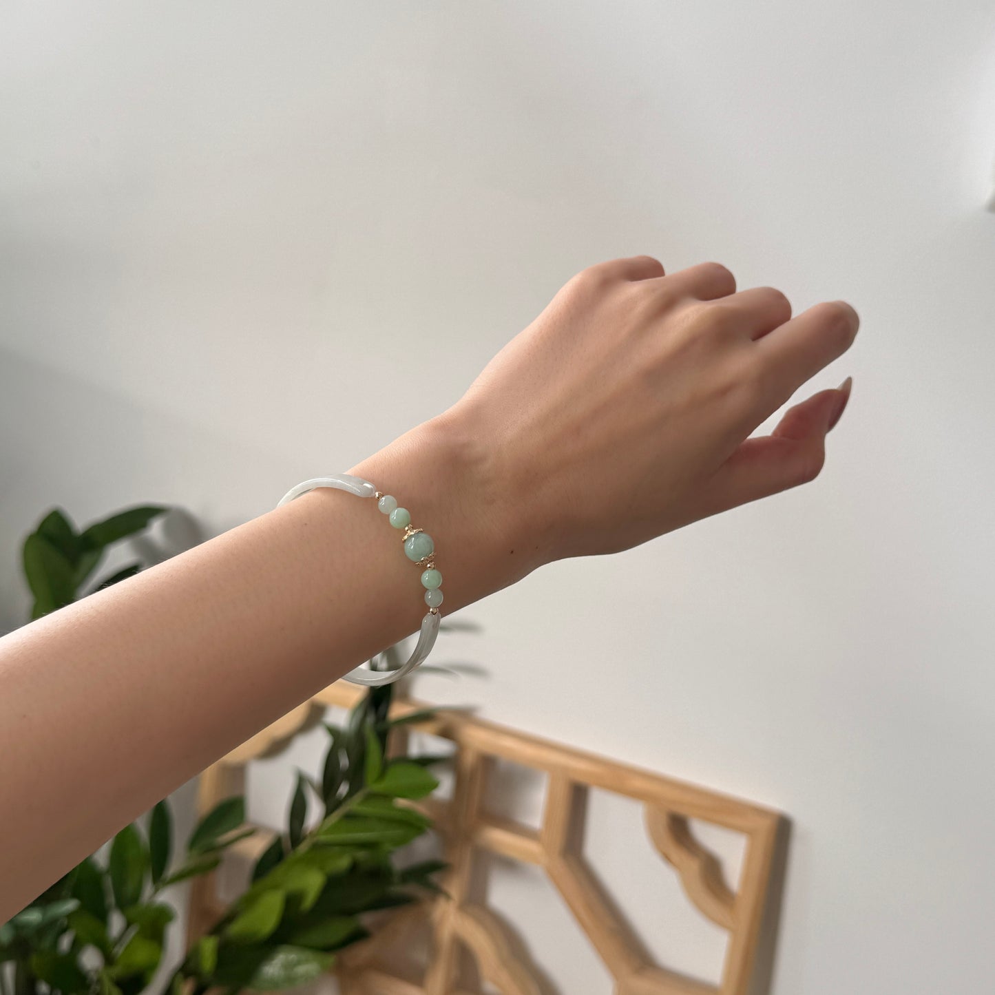 Lüxin Jadeite Half-Bangle Bracelet