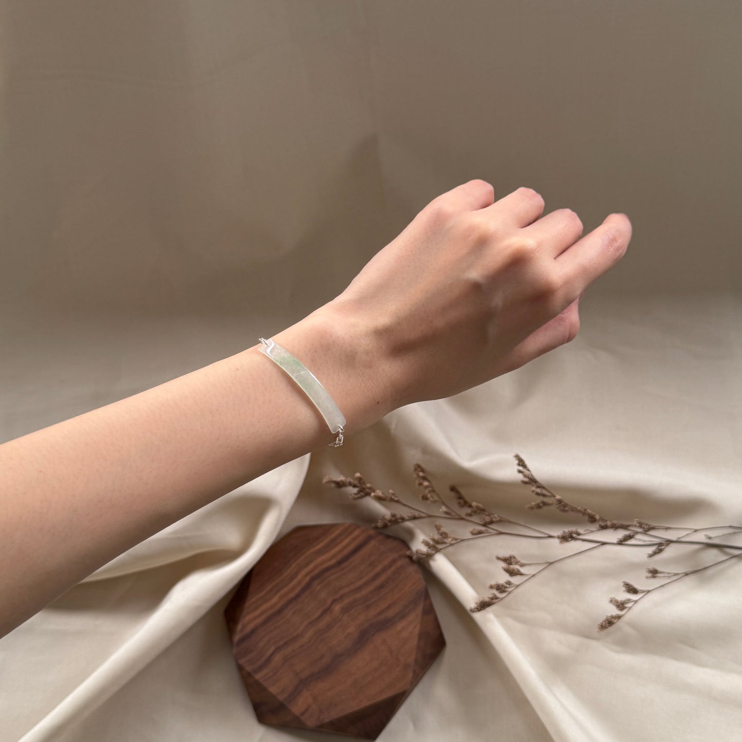 Jingyue Jadeite Bracelet