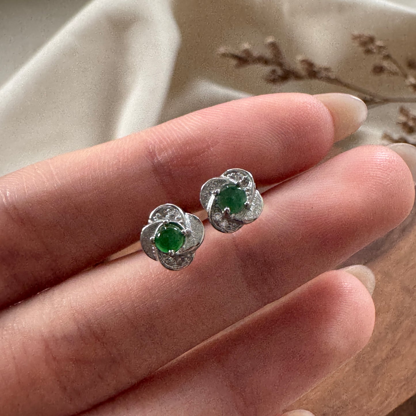 Floral Jadeite Earstuds