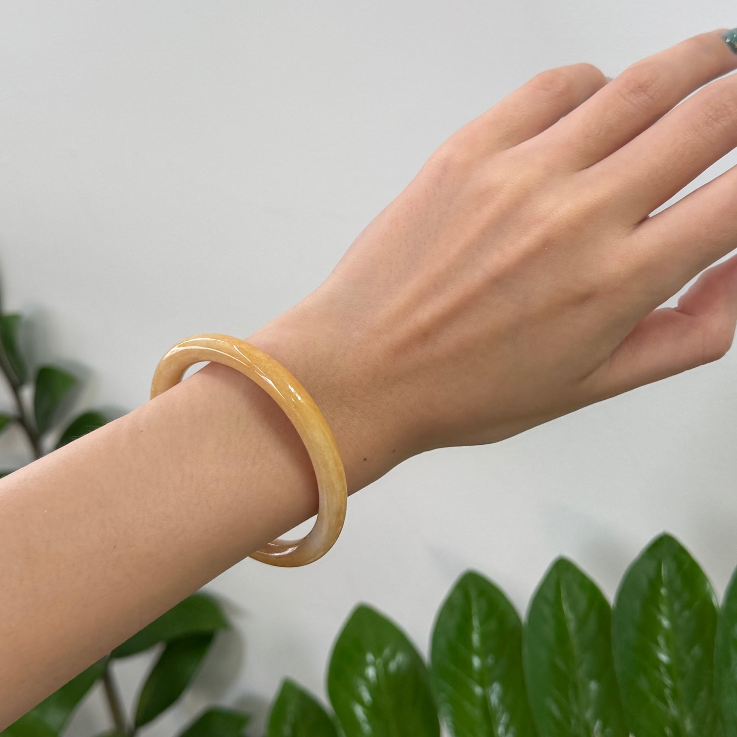 50.8 | Yellow Skinny Jadeite Bangle