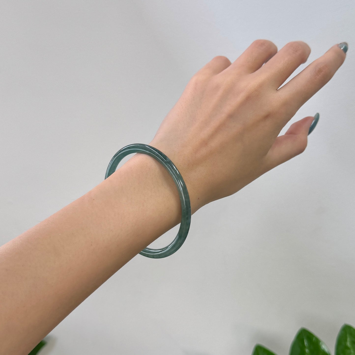59.2 | Icy Teal Skinny Jadeite Bangle
