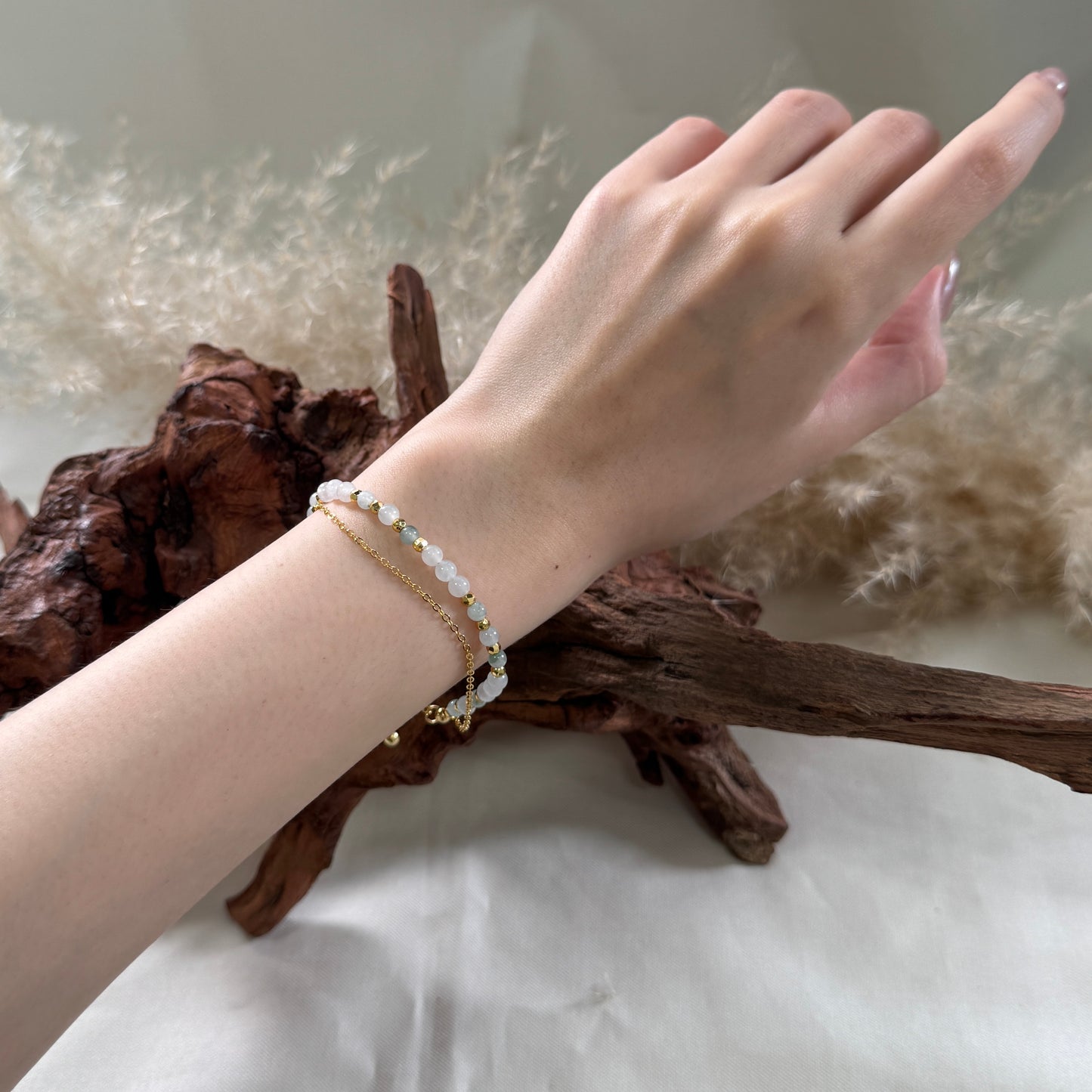 Avia Jadeite Bracelet