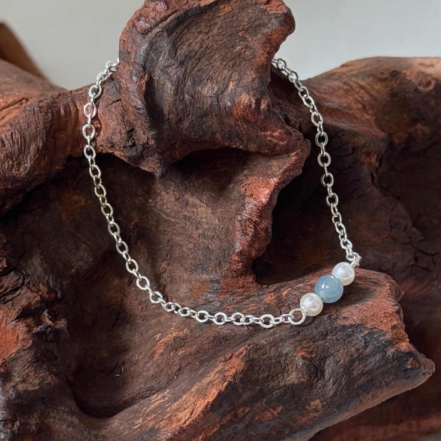 ESTUARY | Freshwater Pearl x Jadeite Dainty Bracelet