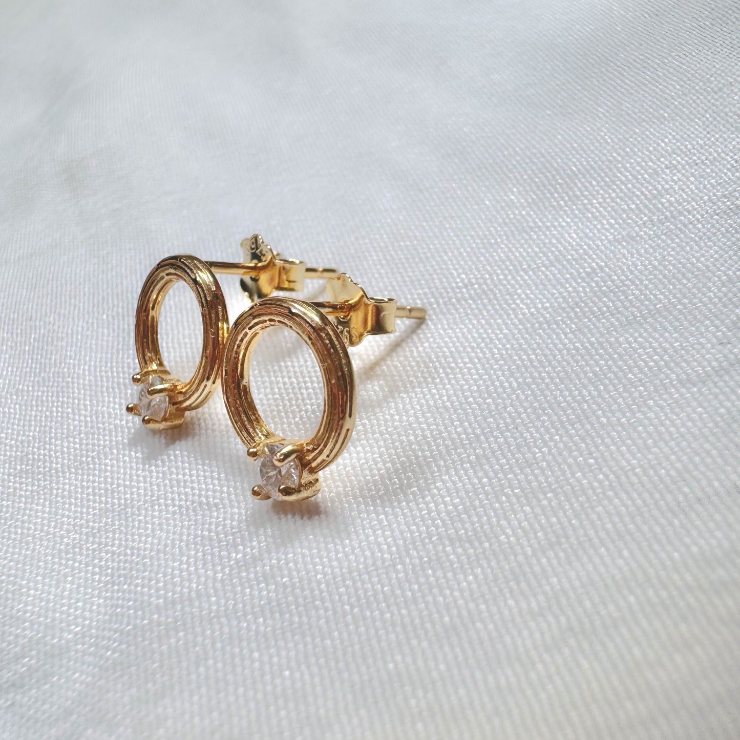 Dina Moissanite Earrings in Gold