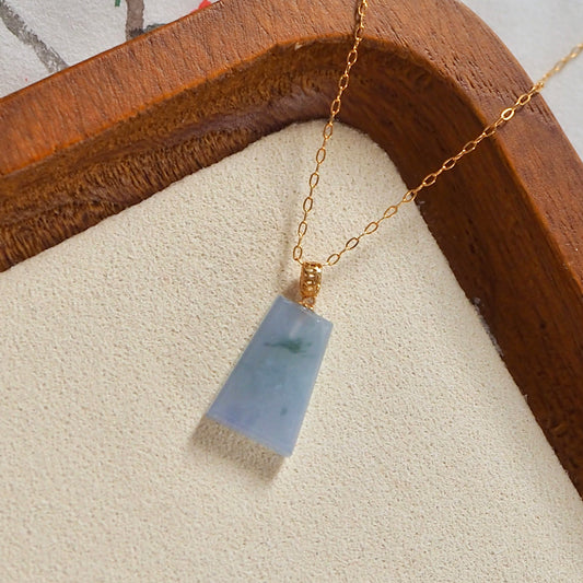 18k Lavender Jadeite Pendant