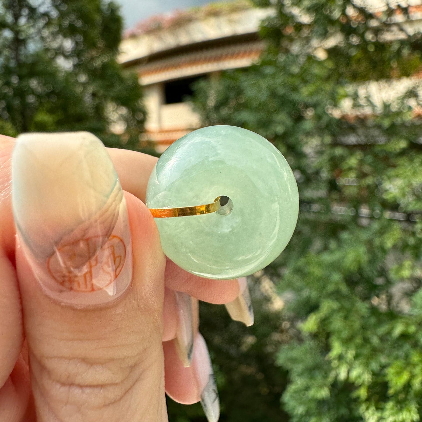 18k Green Jadeite Doughnut Pendant