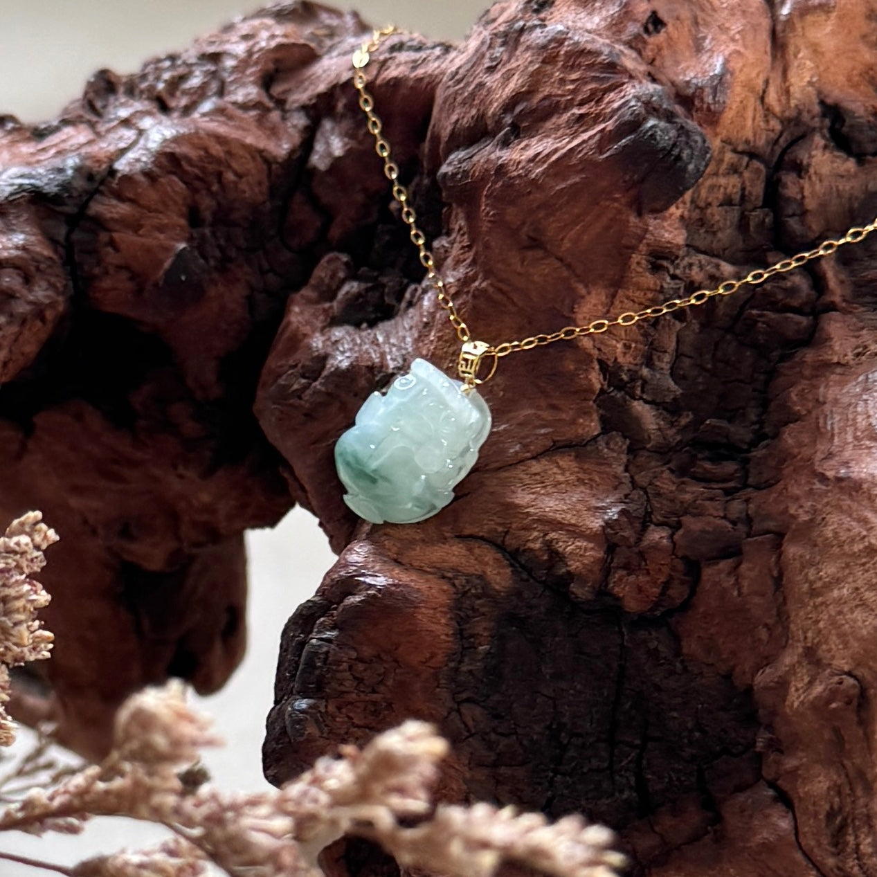 18k Gold Jadeite Pixiu Pendant