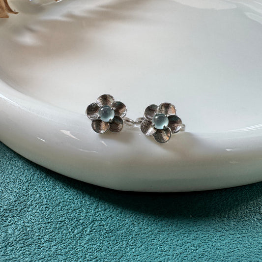 DEW | Blue Flower Jadeite Huggies