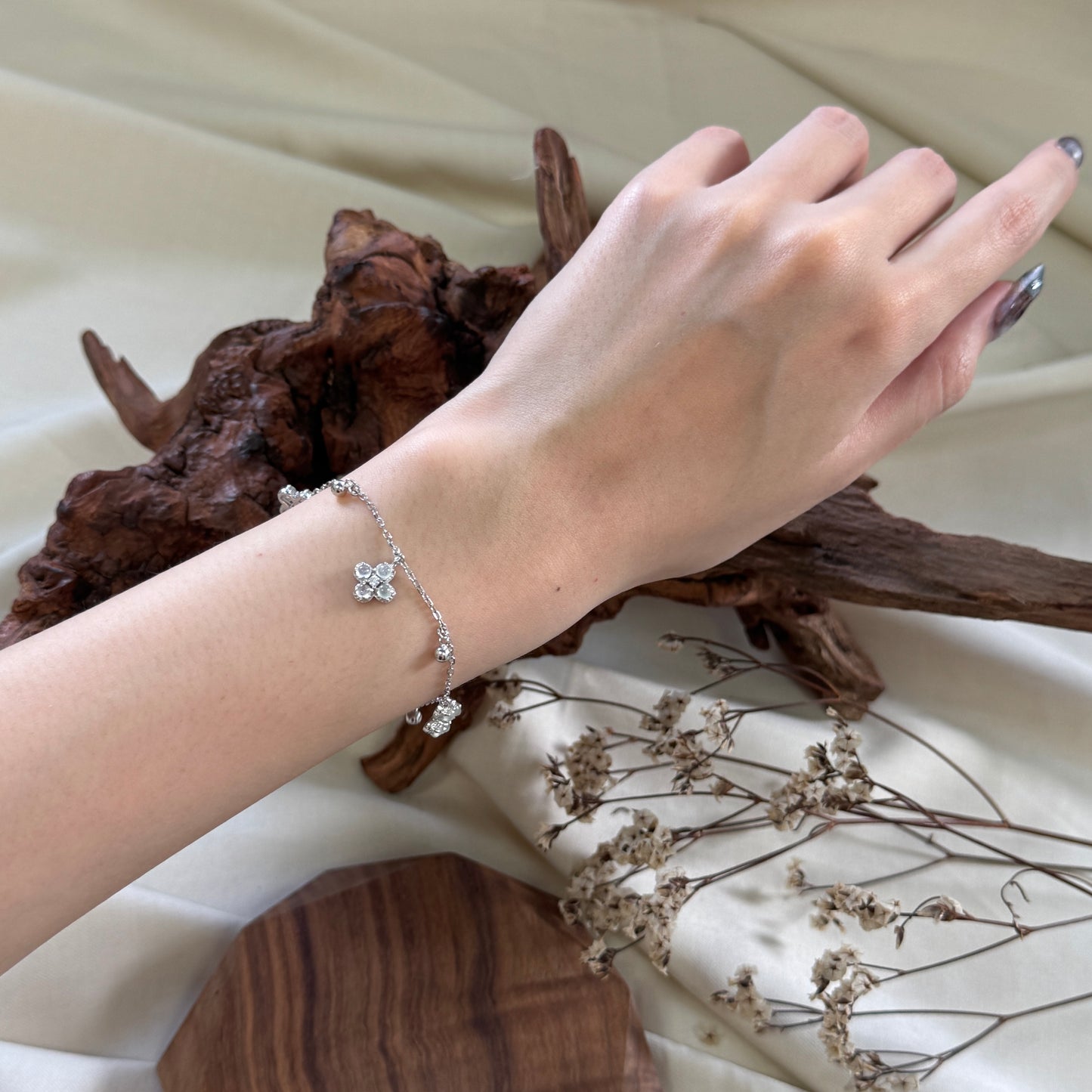 Cleo Jadeite Bracelet