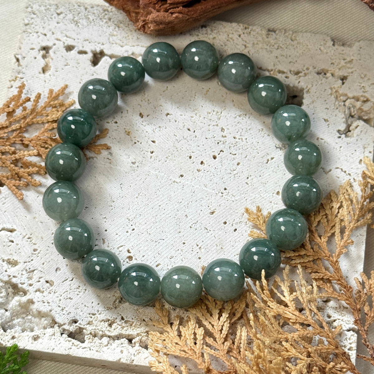 AUTUMN | Olive Jadeite Beaded Bracelet