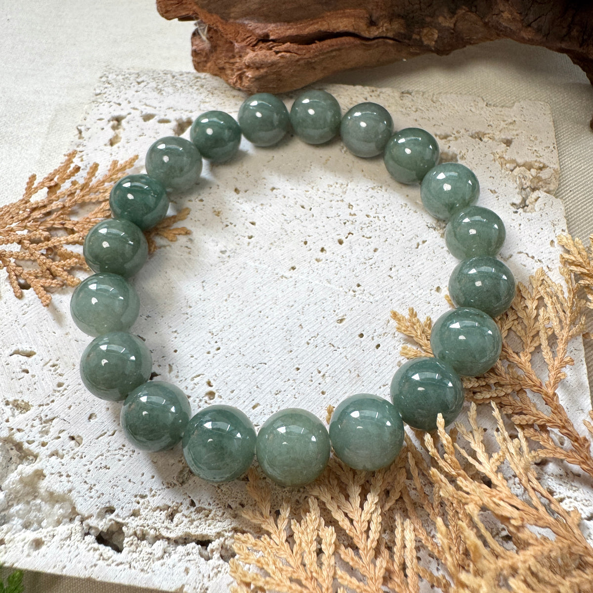 AUTUMN | Olive Jadeite Beaded Bracelet