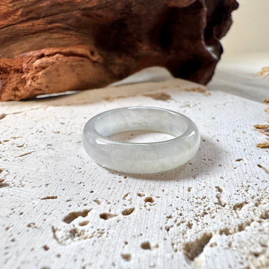 AUTUMN | Glowy Jadeite Ring