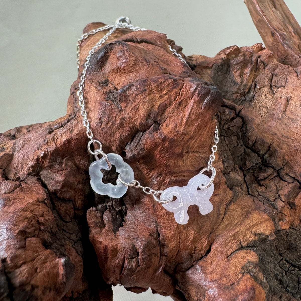 STACK | Fleur Bow Jadeite Bracelet