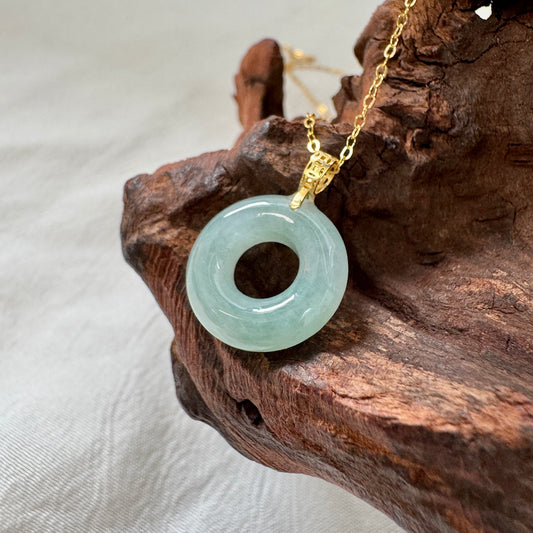 ĀN |  Celadon Doughnut Jadeite Necklace (Petite)