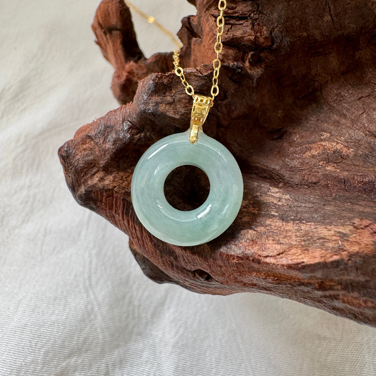 ĀN |  Celadon Doughnut Jadeite Necklace (Petite)