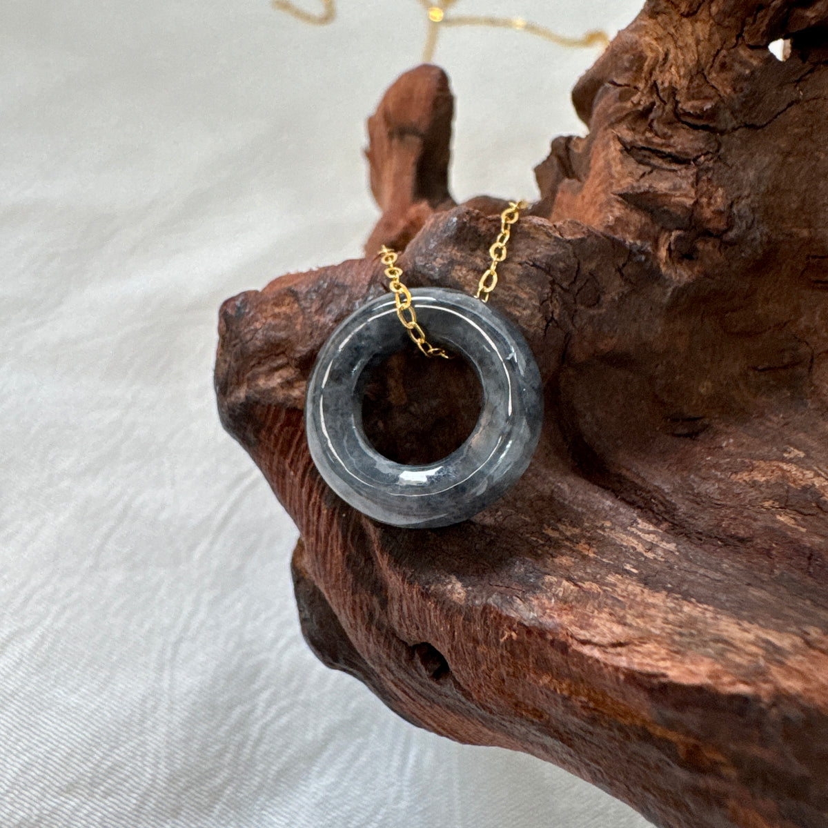 ĀN |  Wuji Jadeite Doughnut Necklace