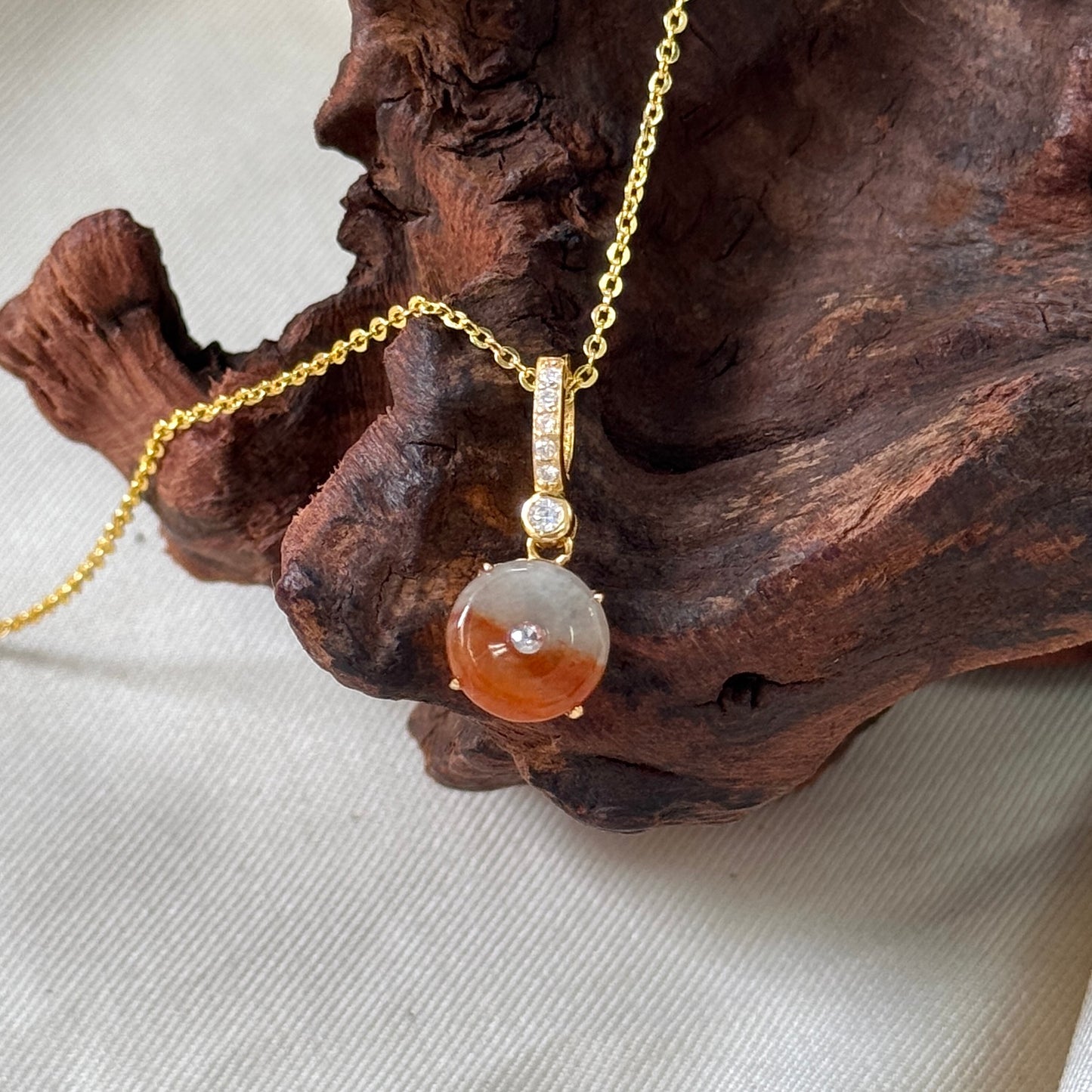 Ān Jadeite Necklace- Yin Yang