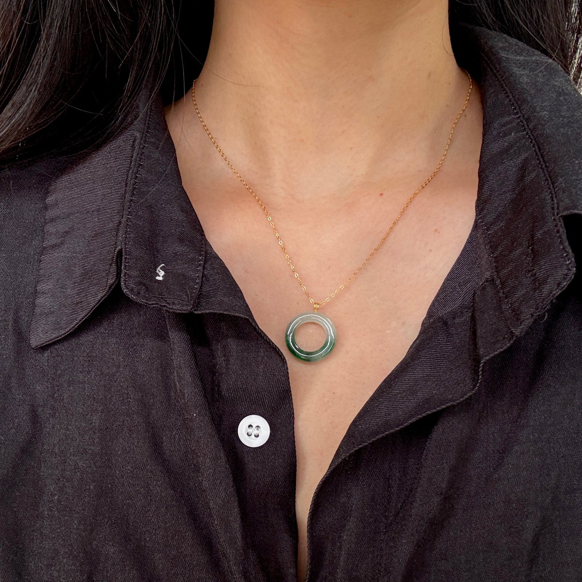 ĀN | 18k Gold Gradient Jadeite Doughnut Pendant