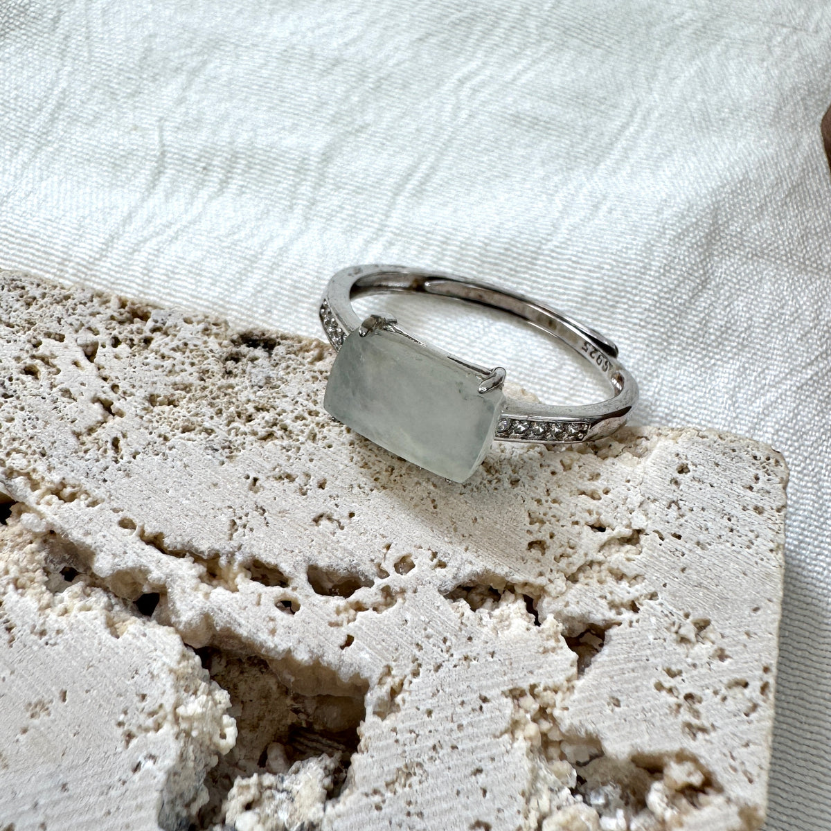 STAPLE | East-West Jadeite Ring (II)