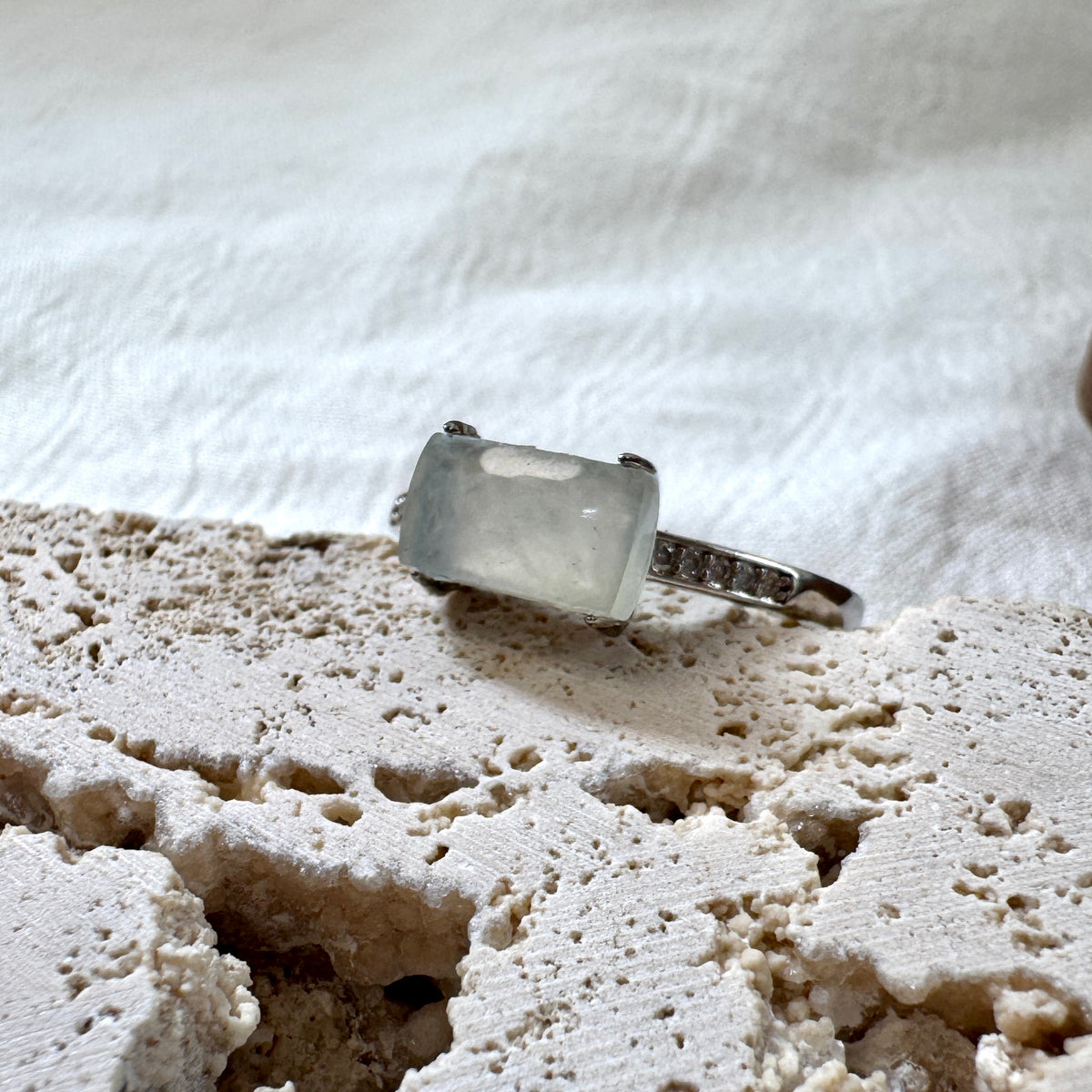 STAPLE | East-West Jadeite Ring (II)