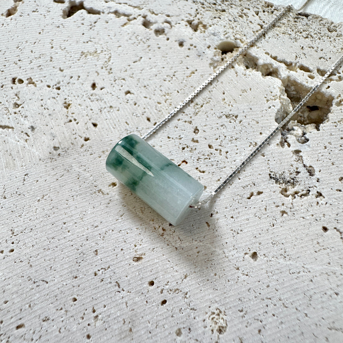 STAPLE | Piaohua Barrel Jadeite Necklace