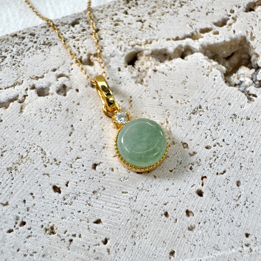 STAPLE |  Minimalist Jadeite Round Necklace (Green)