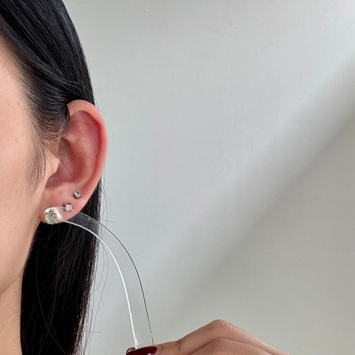STAPLE | White Minimalist Jadeite Earstuds