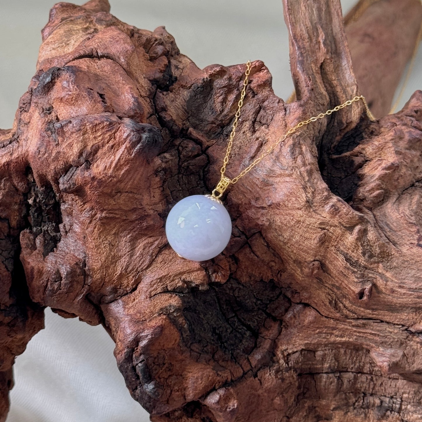 18k Gold Jadeite Orb Pendant (Purple)