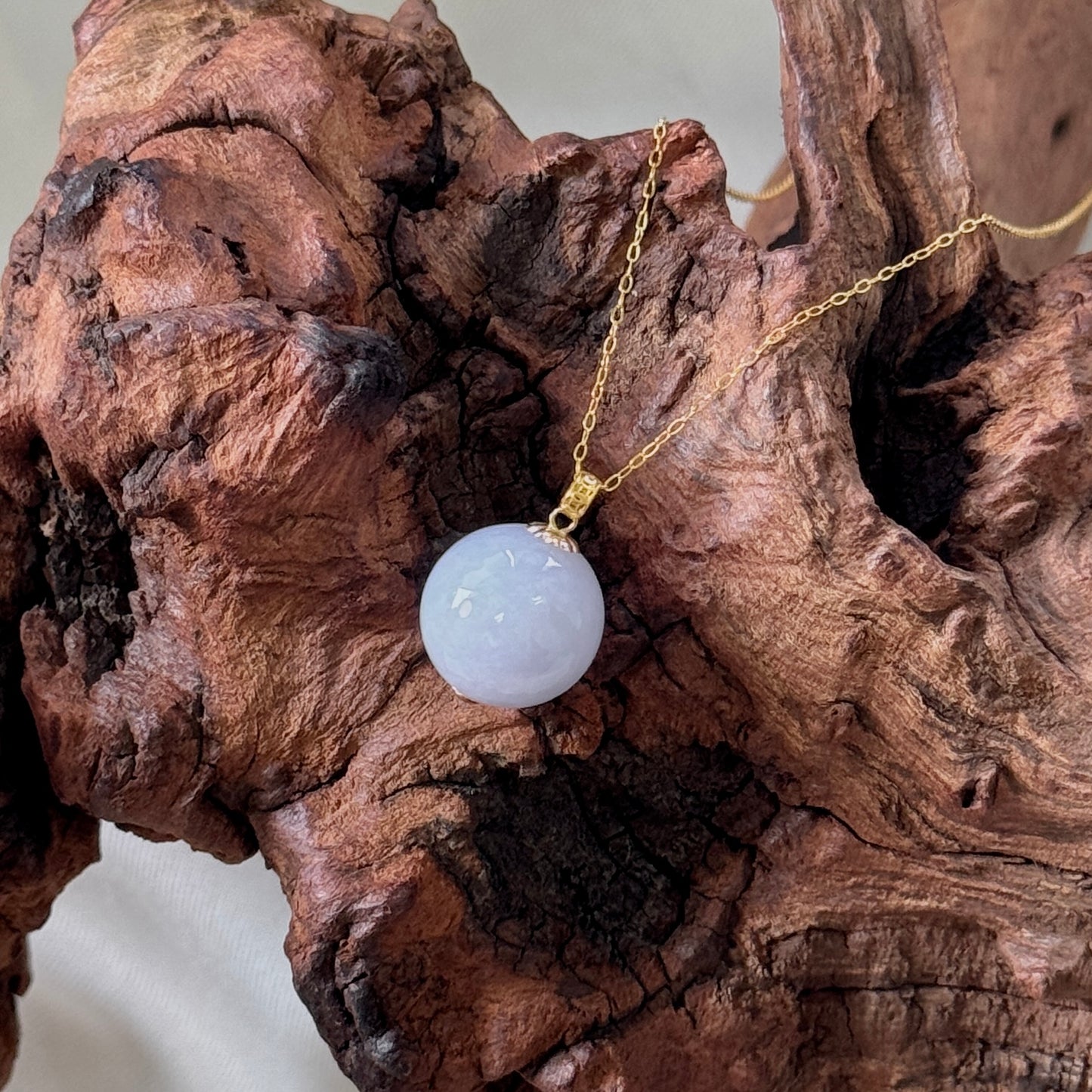 18k Gold Jadeite Orb Pendant (Purple)