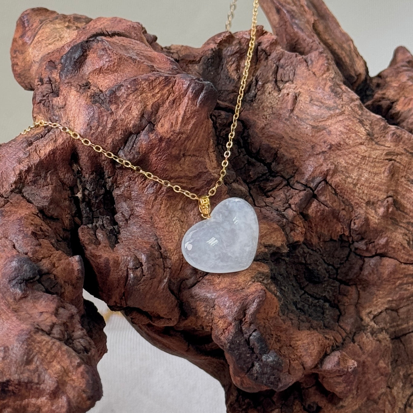 18k Gold Jadeite Heart Pendant