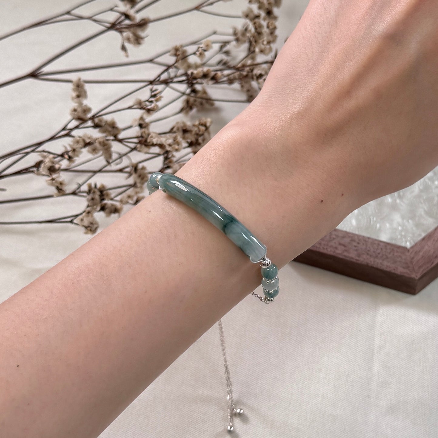 Piaohua Jadeite Bar Bracelet